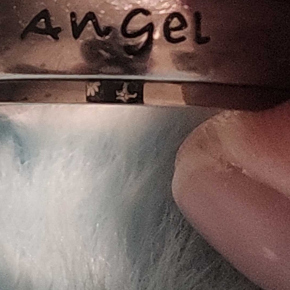 Ring, silver tone, reads "protected by an angel" in black, size 9 - Picture 4 of 7